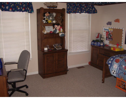 89 Gavins Pond Road Sharon, MA 02067 - Photo 12 of 20 Gallery Image 12