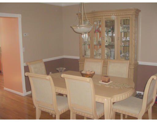 89 Gavins Pond Road Sharon, MA 02067 - Photo 7 of 20 Gallery Image 7