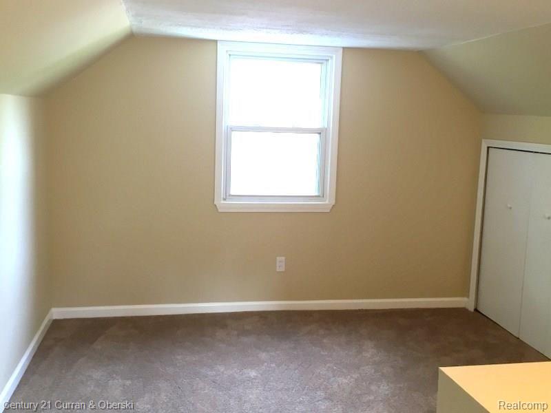 386 Amherst Street Inkster, MI 48141 - Photo 18 of 25 028.JPG