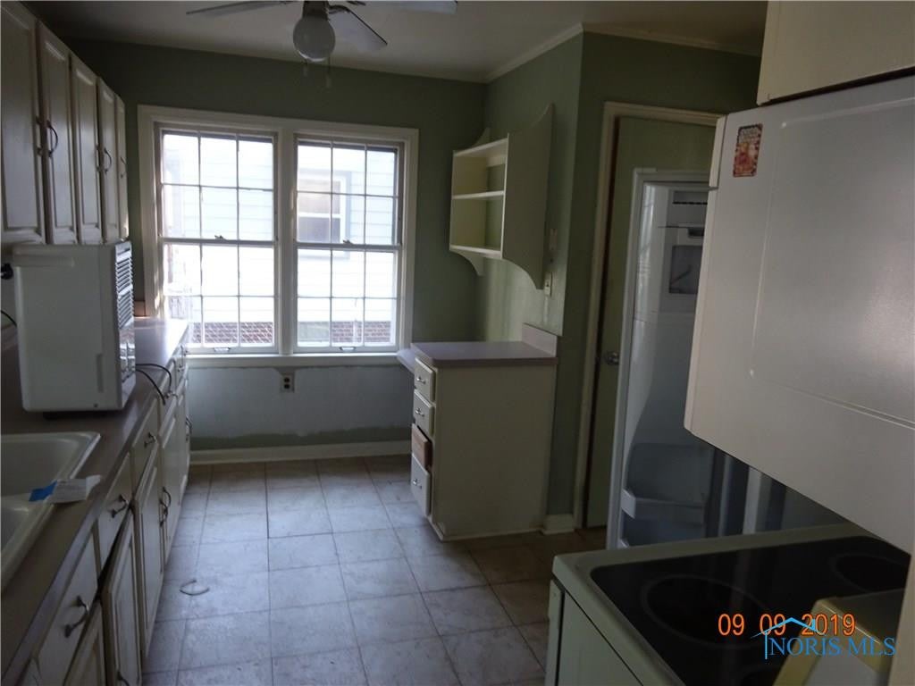 4206 Bowen Road Toledo, OH 43613 - Photo 6 of 13 Photo 6