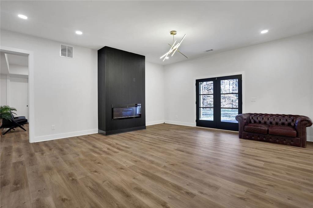 1200 Moores Mill Road Northwest Atlanta, GA 30327 - Photo 13 of 73