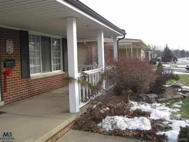 3619 Rhoten Drive Sterling Heights, MI 48310 - Photo 2 of 21 2.jpg