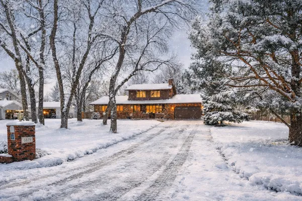 $640,000 | 6819 Sunnyside Drive, Horace, ND 58047