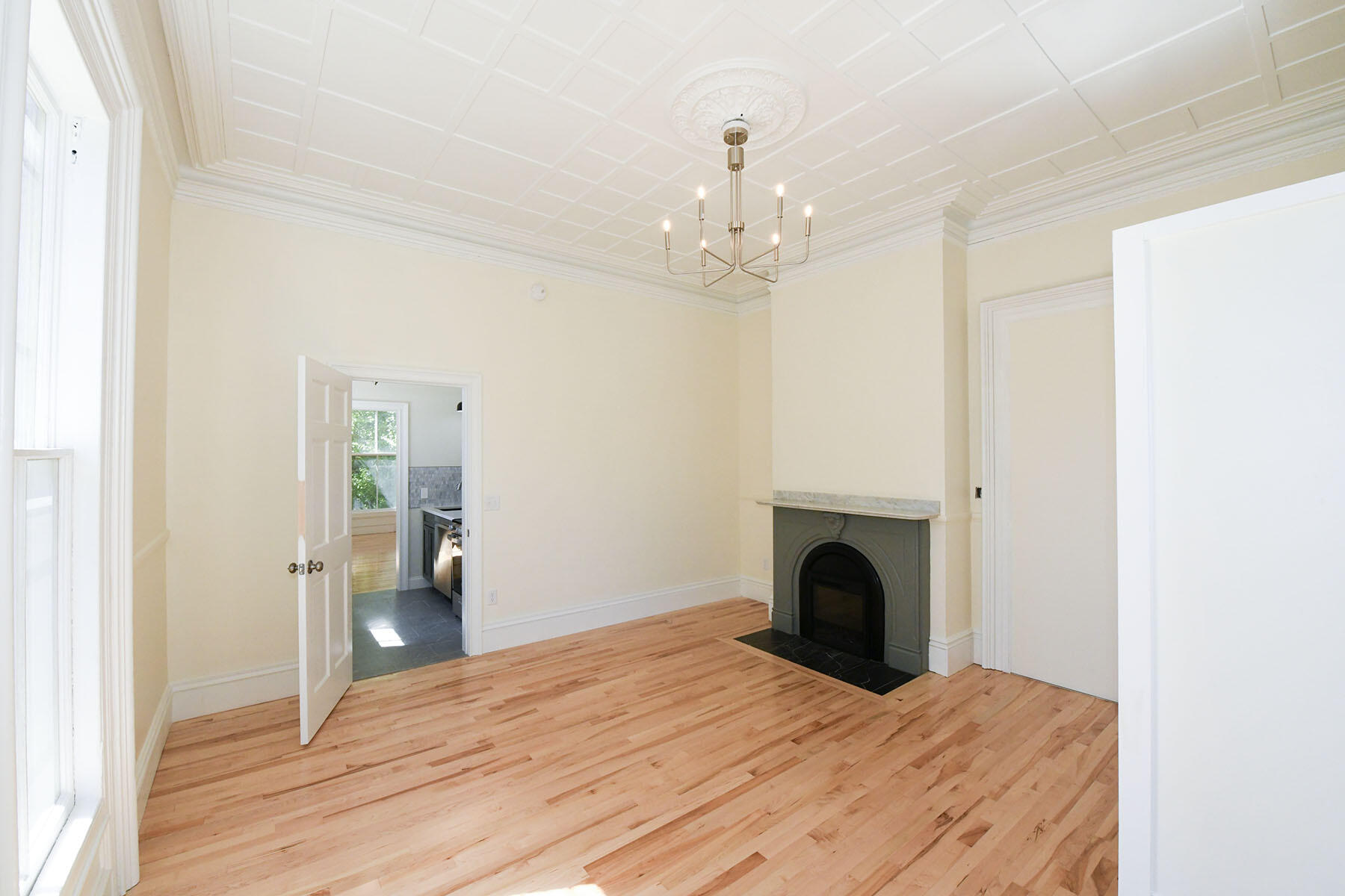 147 Pleasant Avenue, Unit 2 Portland, ME 04103 - Photo 3 of 21 unit 2 living 2