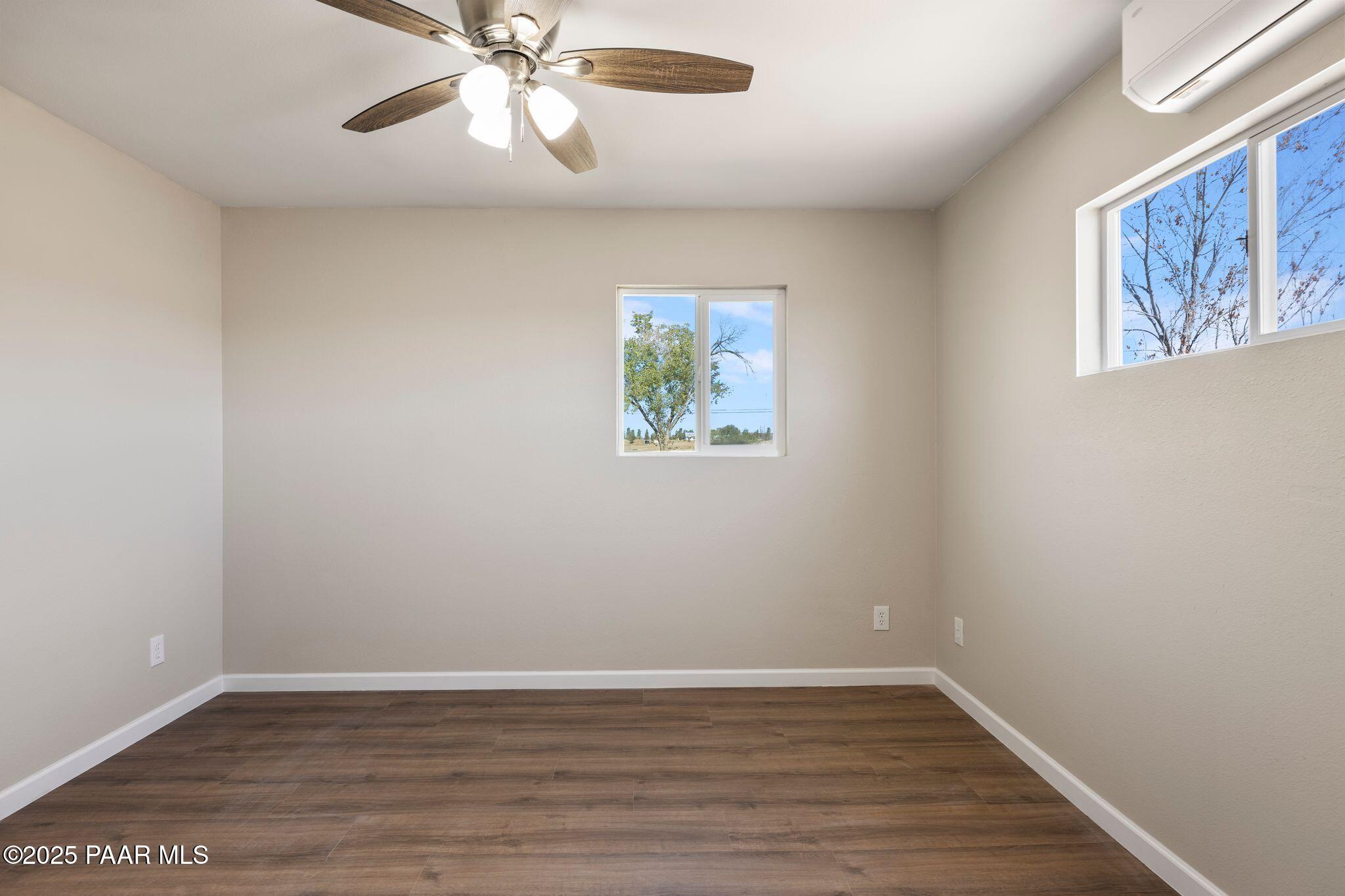 1885 East Perkinsville Road Chino Valley, AZ 86323 - Photo 23 of 54 Primary Bedroom