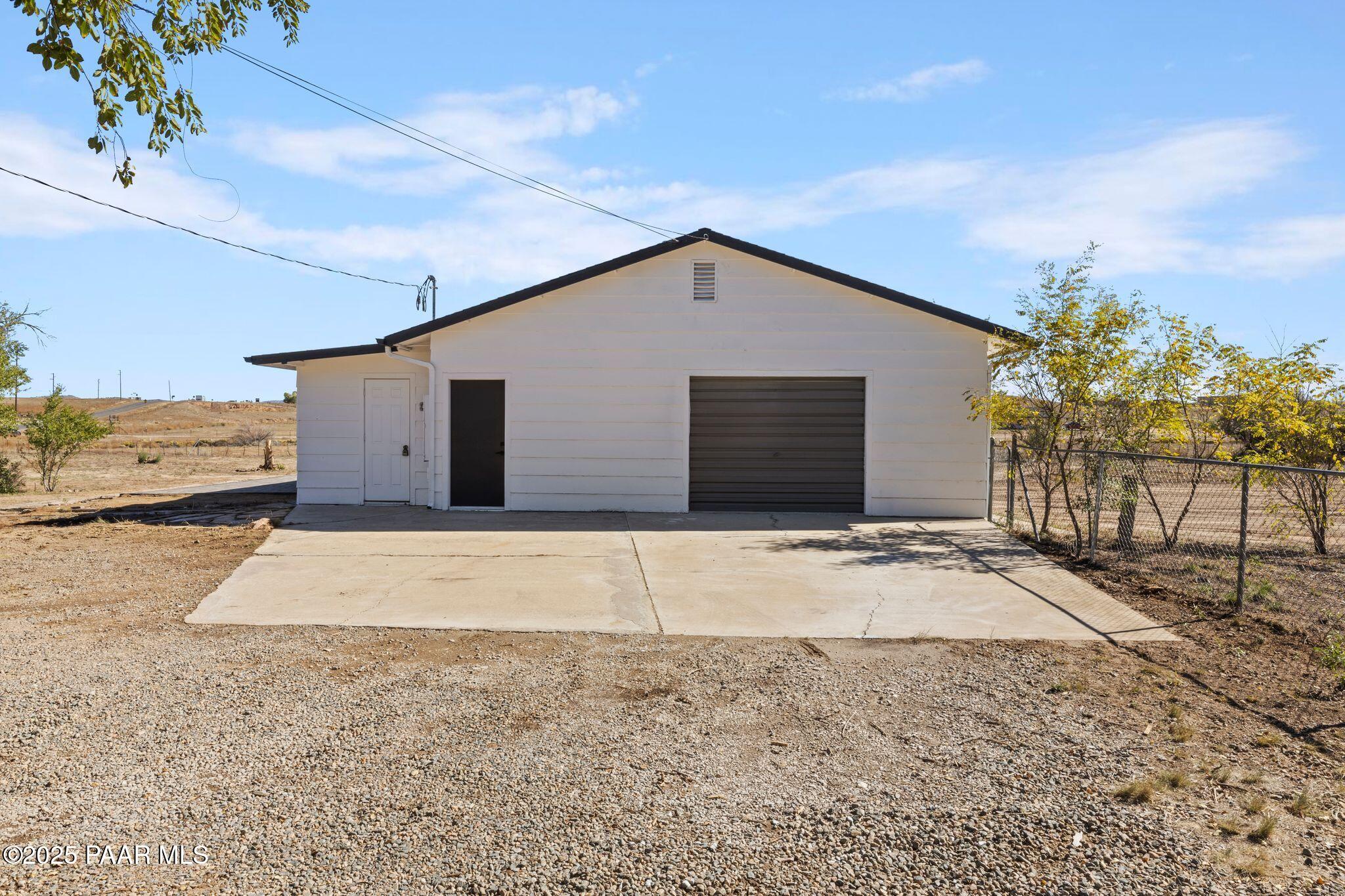 1885 East Perkinsville Road Chino Valley, AZ 86323 - Photo 48 of 54 Side of Home