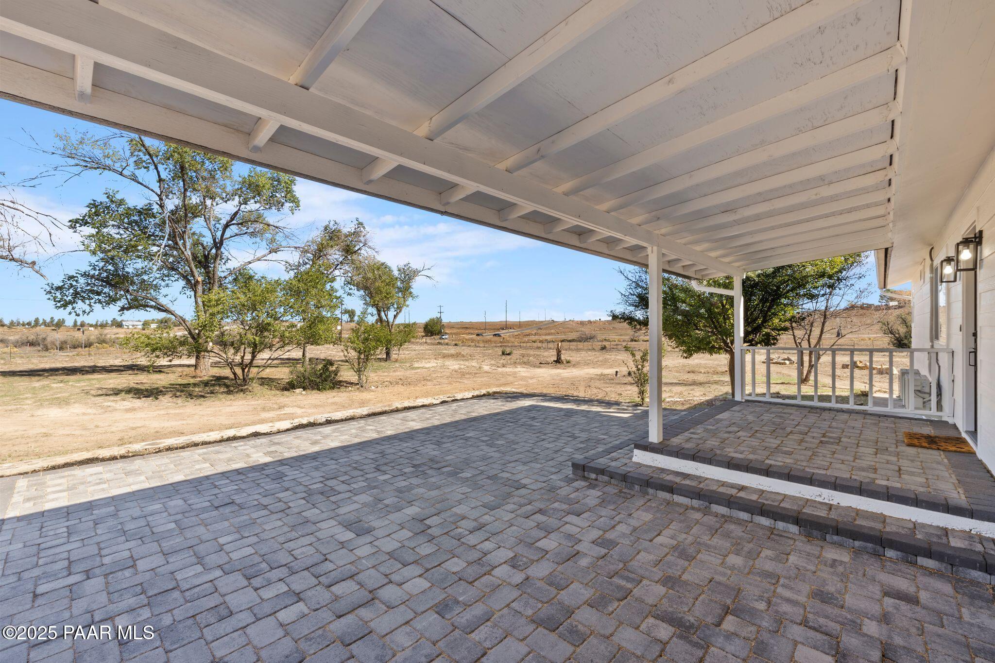 1885 East Perkinsville Road Chino Valley, AZ 86323 - Photo 6 of 54 Front Patio