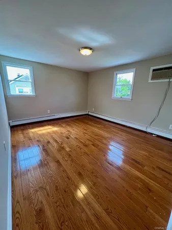 $5,000 | 51 Friendly, Hicksville, NY 11801