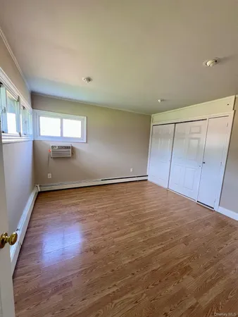 $5,000 | 51 Friendly, Hicksville, NY 11801