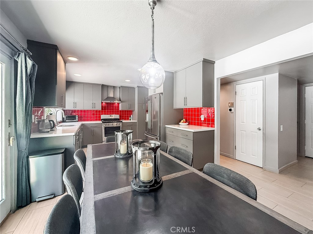 5856 Greenview Road Calabasas, CA 91302 - Photo 20 of 55