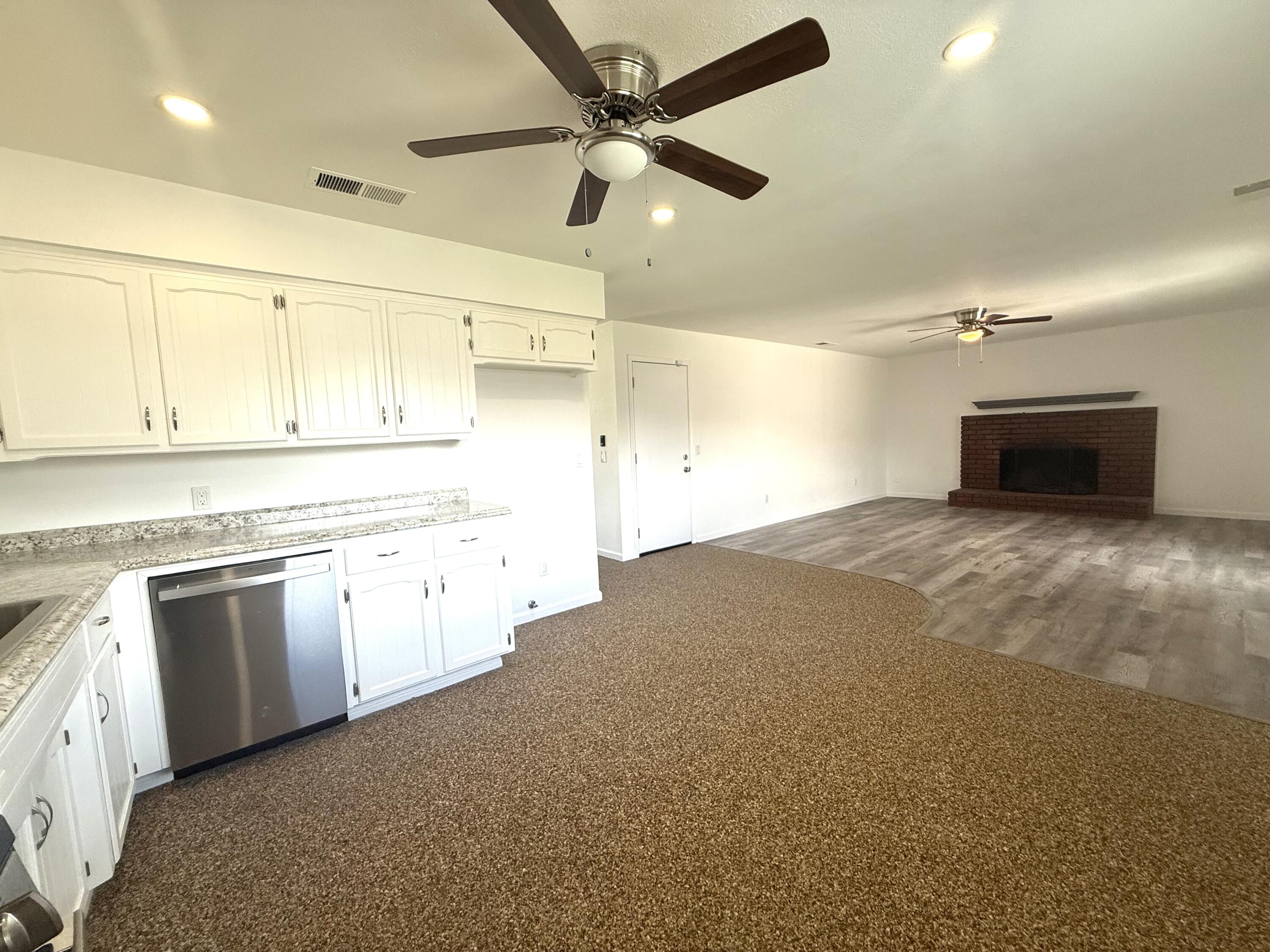 1093 Raymond Road Hanford, CA 93230 - Photo 14 of 32 FullSizeRender (11)