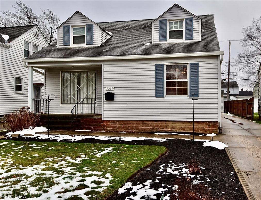 4214 Hinsdale Road South Euclid, OH 44121 - Photo 1 of 28