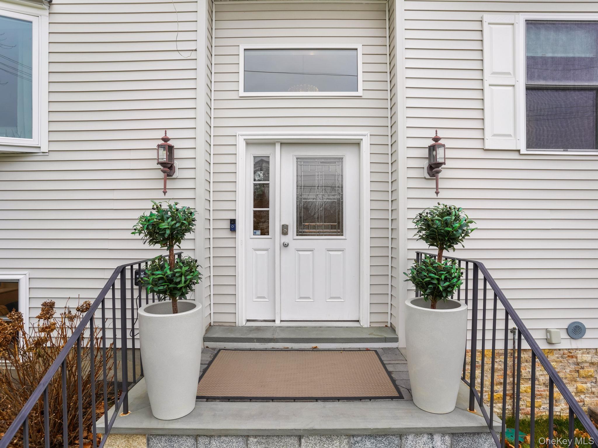 38 Kathwood Road White Plains, NY 10607 - Photo 2 of 44 Entrance to property