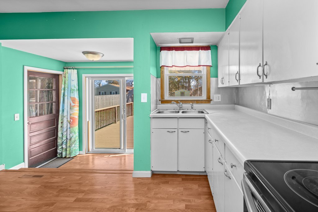 416 Payson Street Kewanee, IL 61443 - Photo 18 of 32