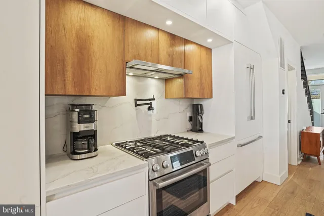 $1,475,000 | 1410 C Street Northeast, Washington, DC 20002