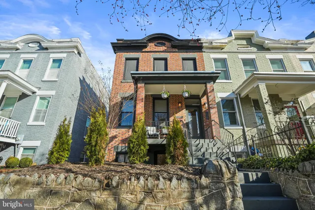 $1,475,000 | 1410 C Street Northeast, Washington, DC 20002