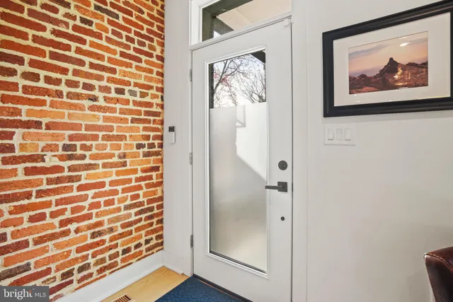 $1,475,000 | 1410 C Street Northeast, Washington, DC 20002