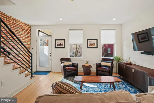 $1,475,000 | 1410 C Street Northeast, Washington, DC 20002