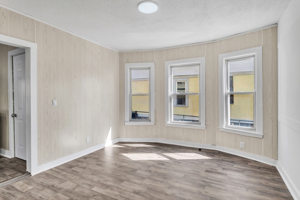 171 Massasoit Street Springfield, MA 01107 - Photo 6 of 42 Gallery Image 6