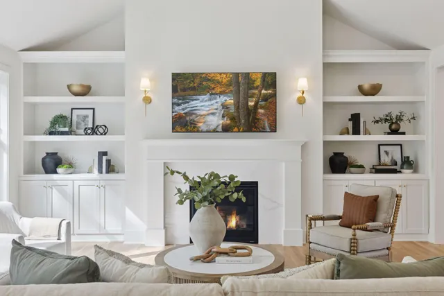 $1,769,000 | 804 Great Oaks Trail, Eagan, MN 55123