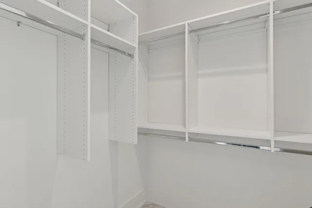 $1,769,000 | 804 Great Oaks Trail, Eagan, MN 55123