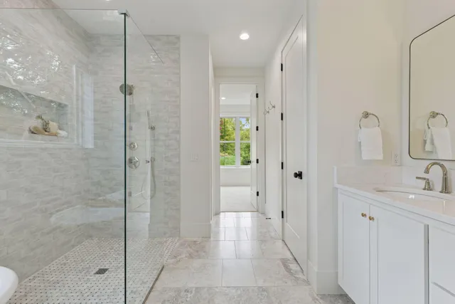 $1,769,000 | 804 Great Oaks Trail, Eagan, MN 55123