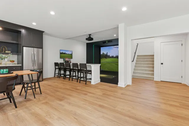 $1,769,000 | 804 Great Oaks Trail, Eagan, MN 55123