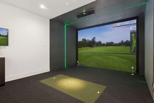 $1,769,000 | 804 Great Oaks Trail, Eagan, MN 55123