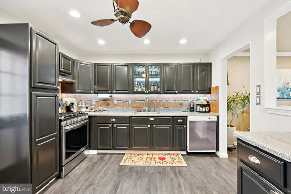 $349,999 | 252 North Dennis Drive, Clayton, NJ 08312