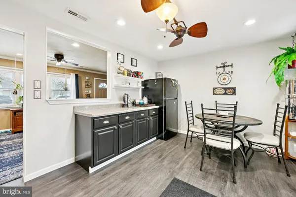 $349,999 | 252 North Dennis Drive, Clayton, NJ 08312