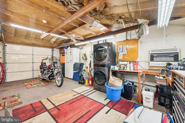 $349,999 | 252 North Dennis Drive, Clayton, NJ 08312