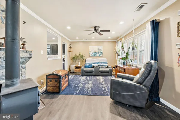 $349,999 | 252 North Dennis Drive, Clayton, NJ 08312