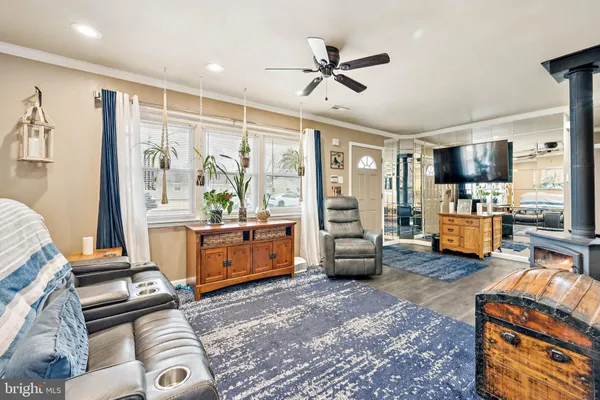 $349,999 | 252 North Dennis Drive, Clayton, NJ 08312