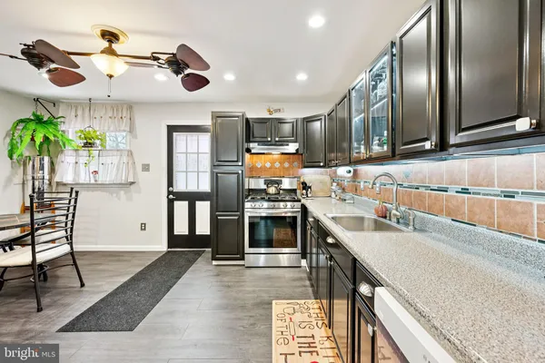 $349,999 | 252 North Dennis Drive, Clayton, NJ 08312