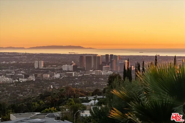 a picture of floor plan