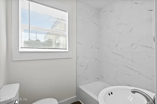 $1,600 | 805 Garth Avenue, Jacksonville, FL 32205