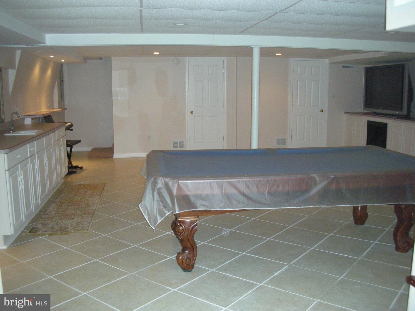 1228 Dell Road Norristown, PA 19403 - Photo 12 of 25 Gallery Image 12