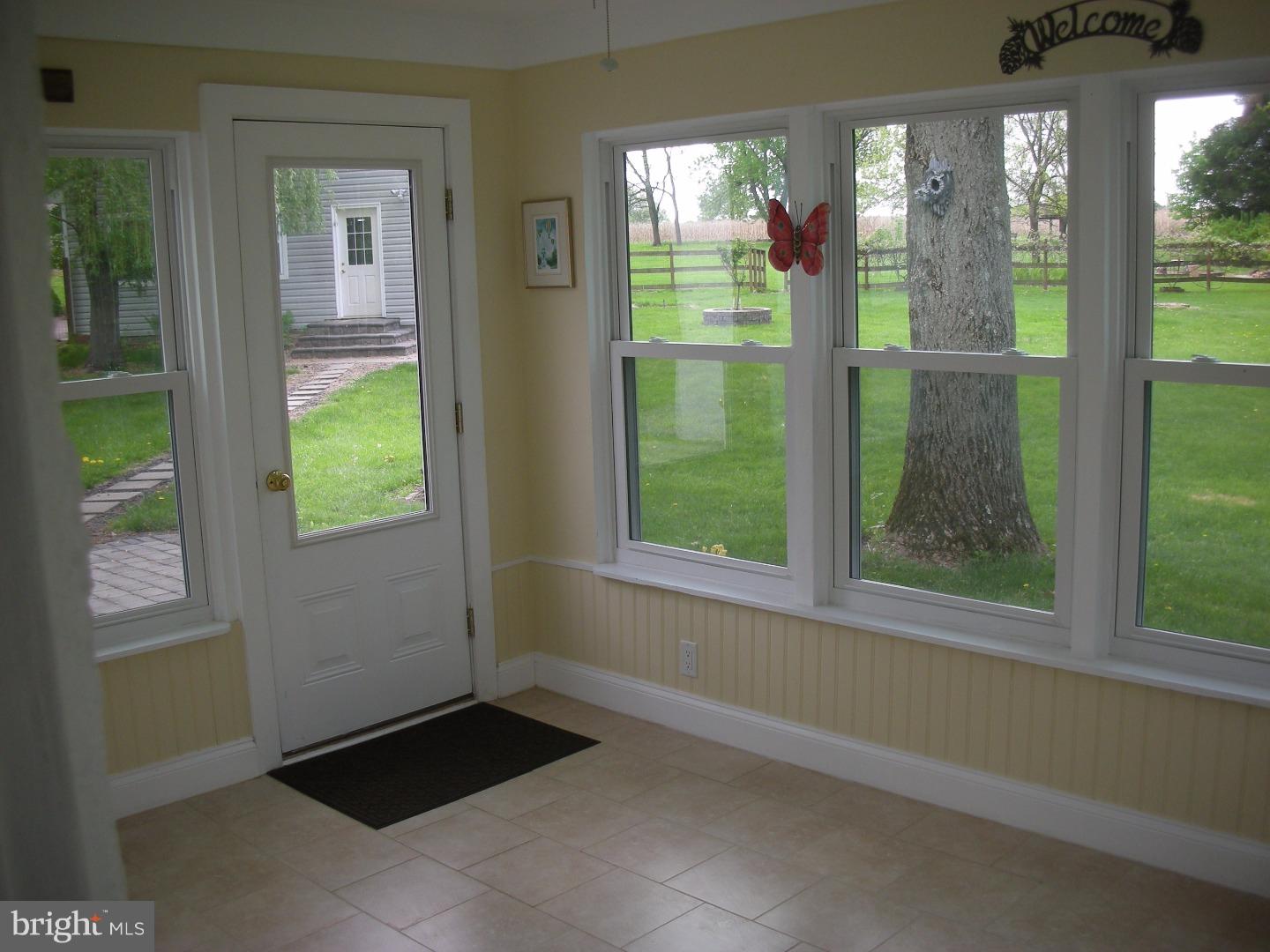 1228 Dell Road Norristown, PA 19403 - Photo 19 of 25 Gallery Image 19