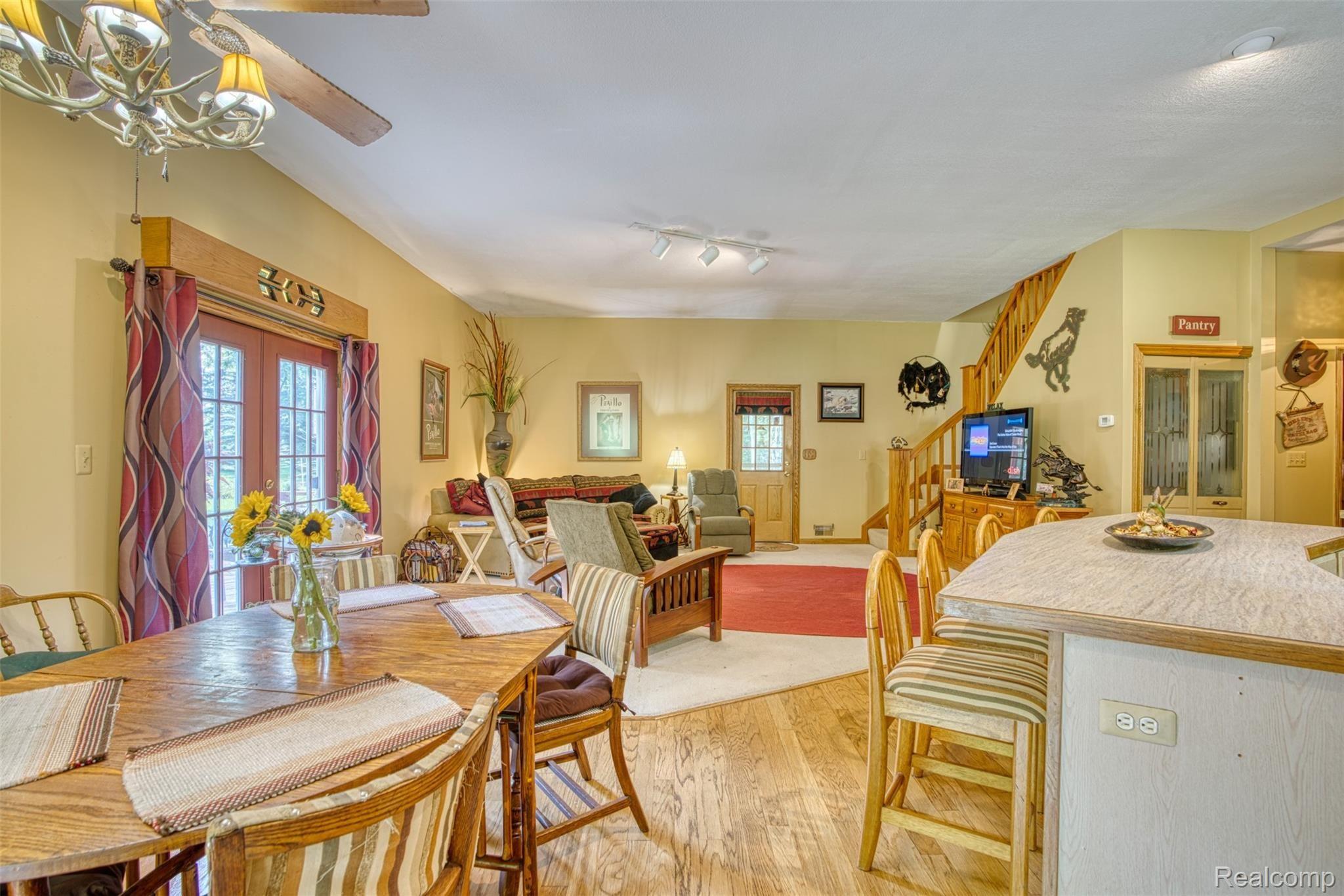 2181 South Gregory Road Fowlerville, MI 48836 - Photo 17 of 62 DSC09746_18.jpg