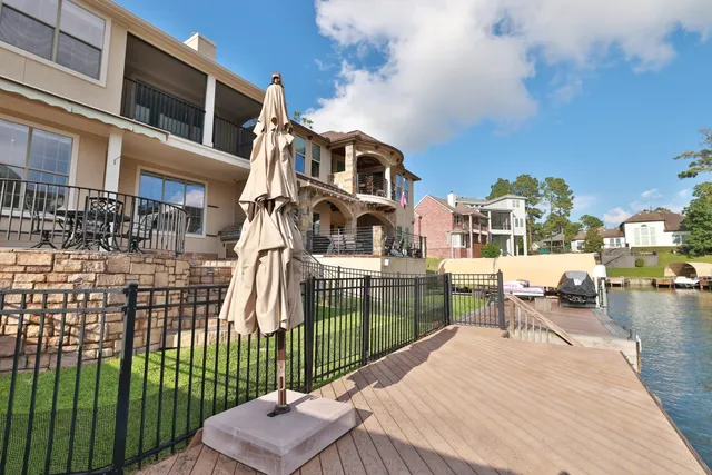 a view of a house with roof deck