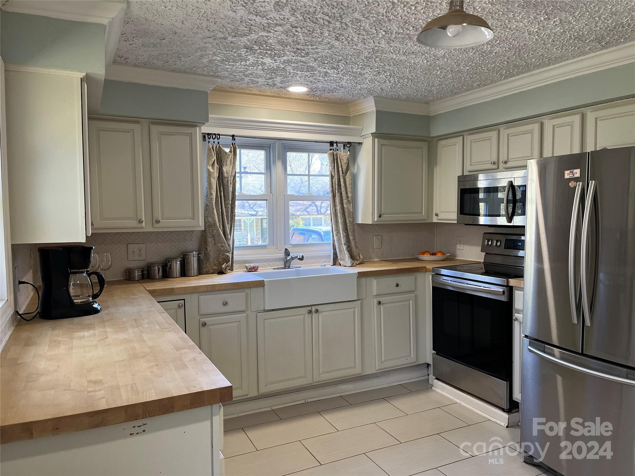 2624 Setzer Creek Road Lenoir, NC 28645 - Photo 6 of 35 Gallery Image 6