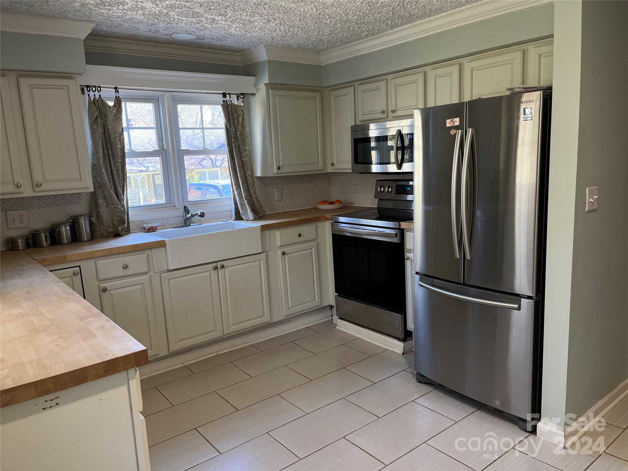 2624 Setzer Creek Road Lenoir, NC 28645 - Photo 10 of 35 Gallery Image 10