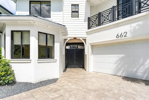$4,995,000 | 662 Boca Marina Court, Boca Raton, FL 33487