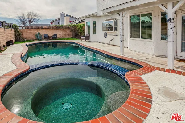 $725,000 | 31903 Vineyard Avenue, Temecula, CA 92591