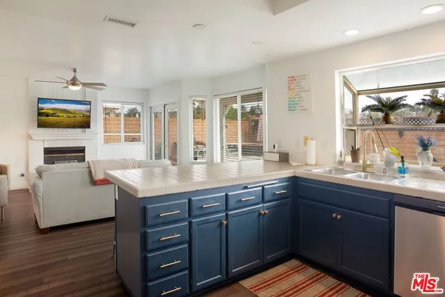 $725,000 | 31903 Vineyard Avenue, Temecula, CA 92591