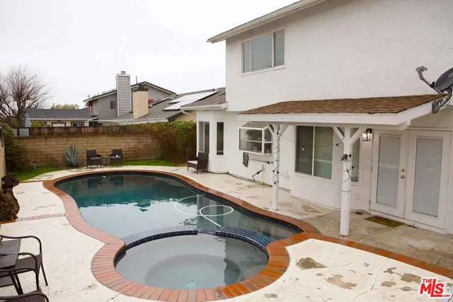 $725,000 | 31903 Vineyard Avenue, Temecula, CA 92591