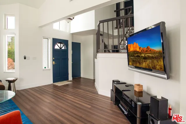 $725,000 | 31903 Vineyard Avenue, Temecula, CA 92591