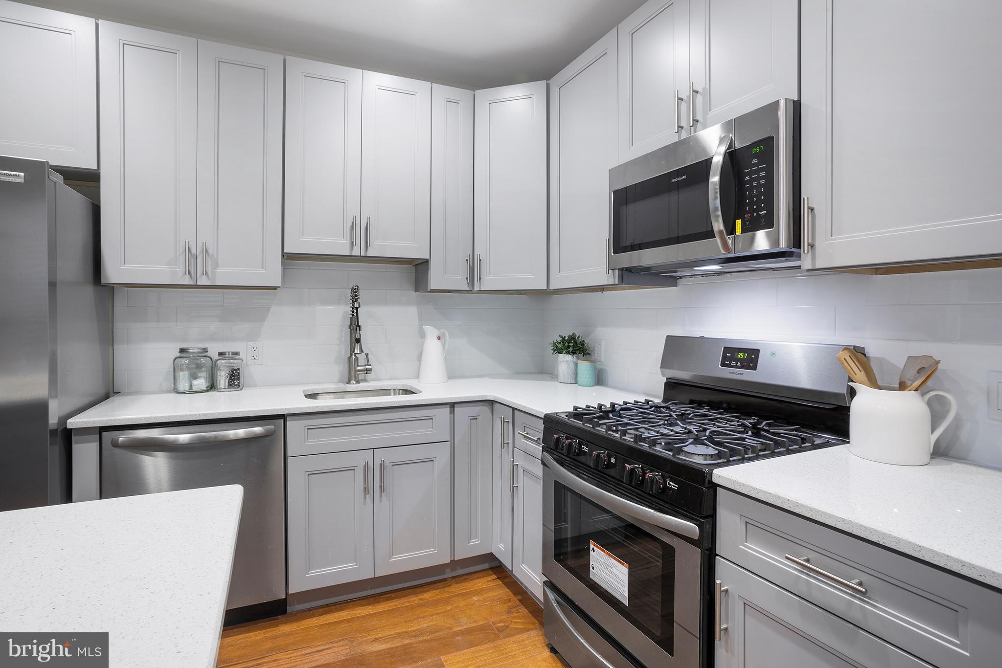 1818 Reed Street Philadelphia, PA 19146 - Photo 11 of 27