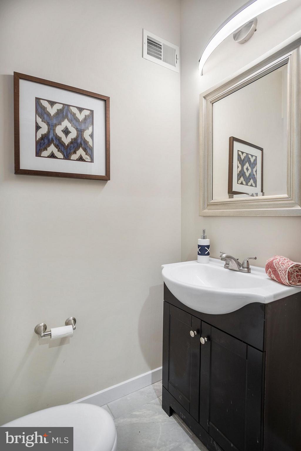1818 Reed Street Philadelphia, PA 19146 - Photo 15 of 27