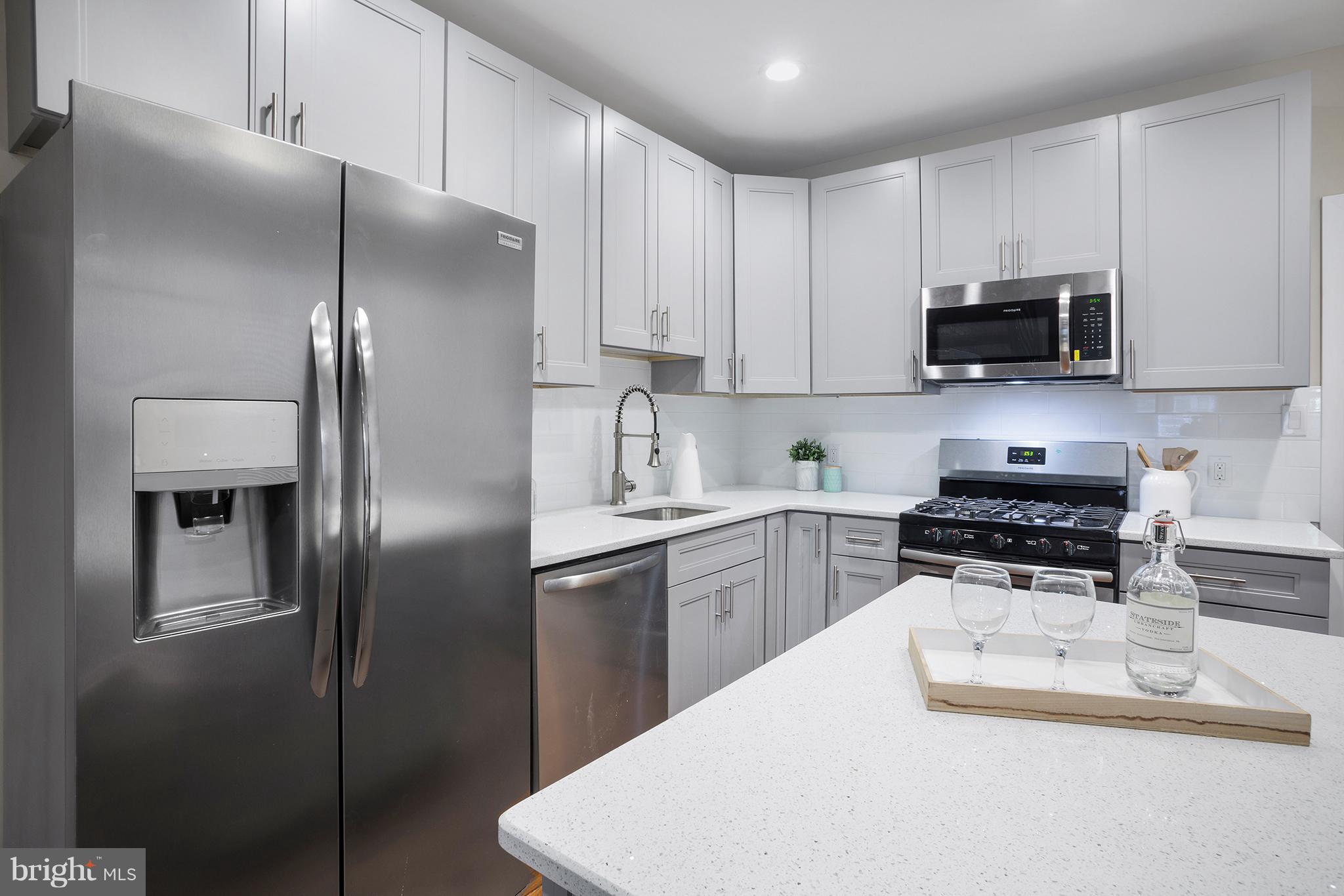 1818 Reed Street Philadelphia, PA 19146 - Photo 10 of 27